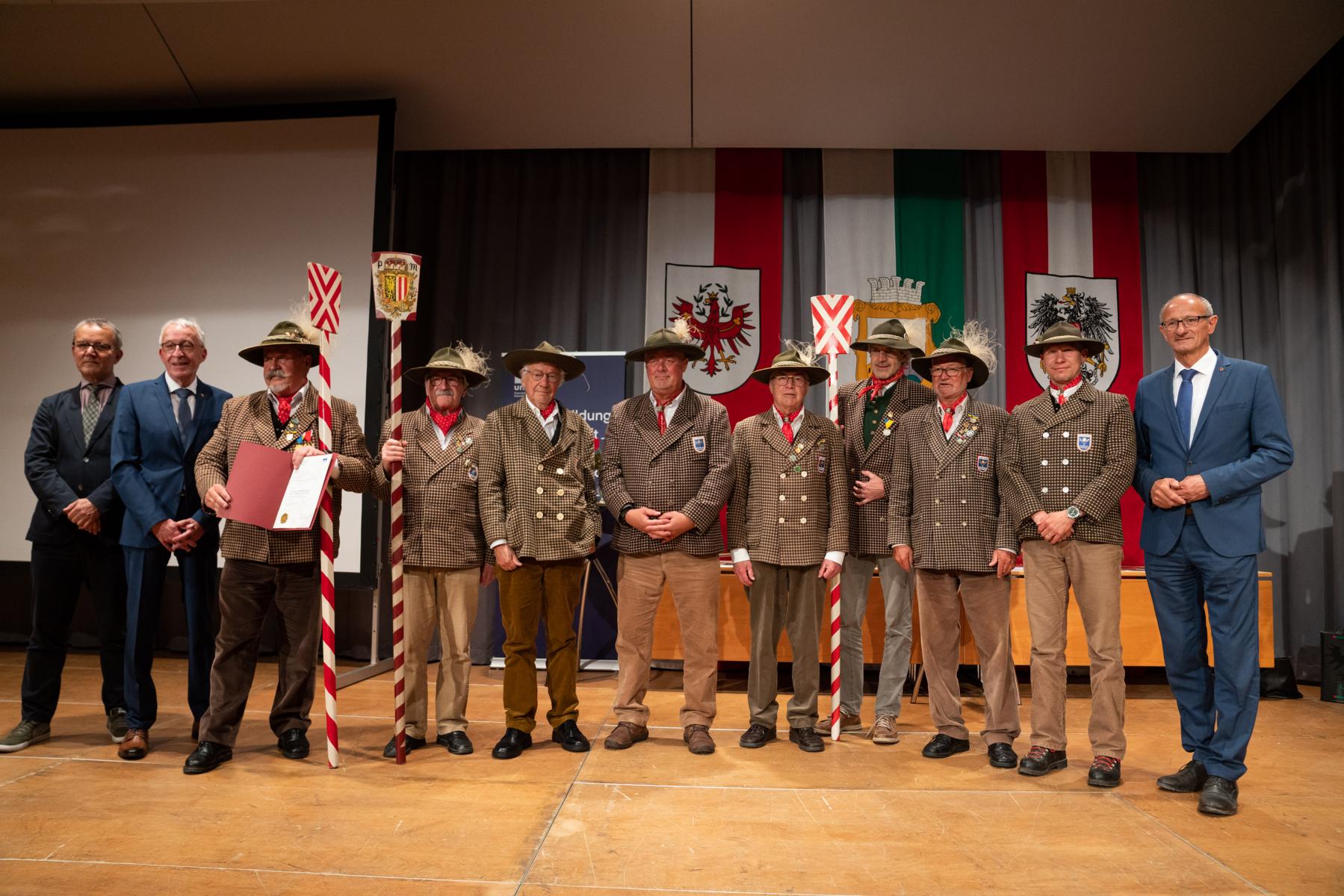 Urkundenüberreichung UNESCO immaterielles Kulturerbe Österreich in Landeck
